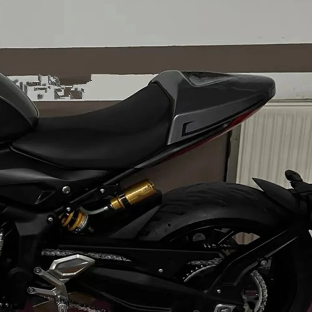 Cowl Rear Seat Cover For Triumph Trident 660 2021-2025 Motorcycle Fairing Passenger Pillion Seat
Cowl Rear Seat Cover For Triumph Trident 660 2021-2025 Motorcycle Fairing Passenger Pillion Seat