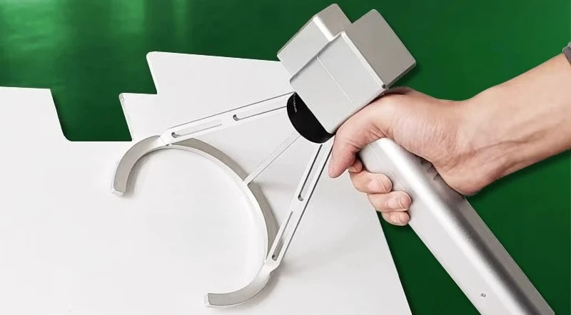 Customizable small handheld laser marking machine
Customizable small handheld laser marking machine