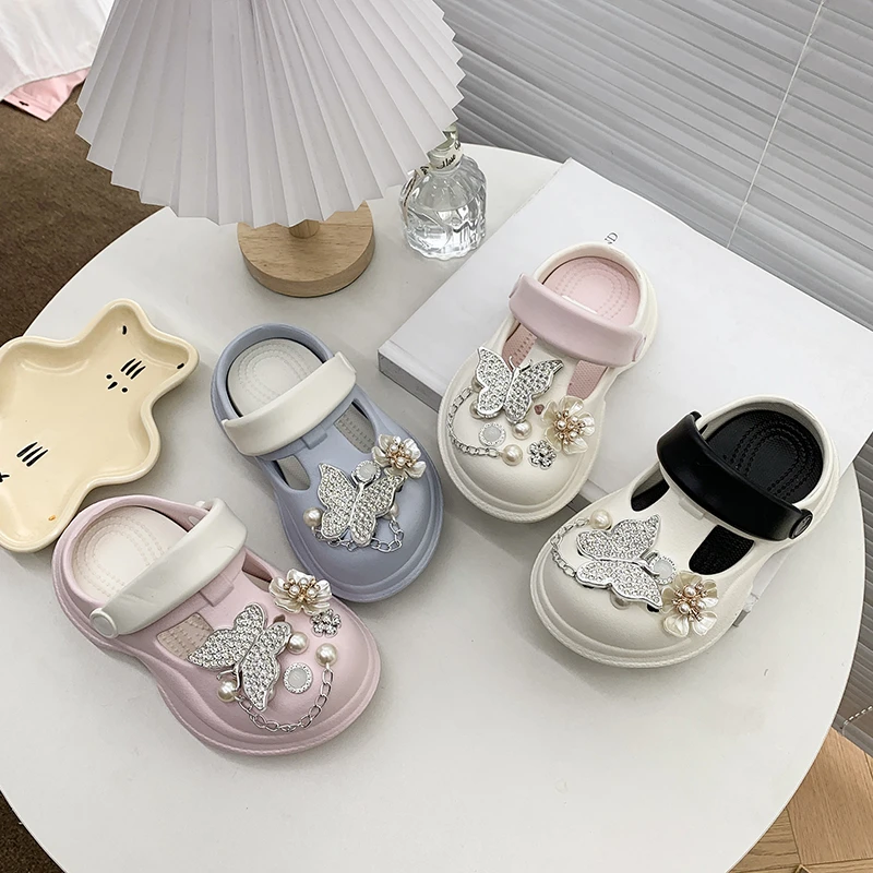 Children's EVA Slippers Luxury Girls Summer Slip-on Slippers Butterfly Decor Kids Beach Slippers for Indoor Outdoor Soft Sole
Children's EVA Slippers Luxury Girls Summer Slip-on Slippers Butterfly Decor Kids Beach Slippers for Indoor Outdoor Soft Sole