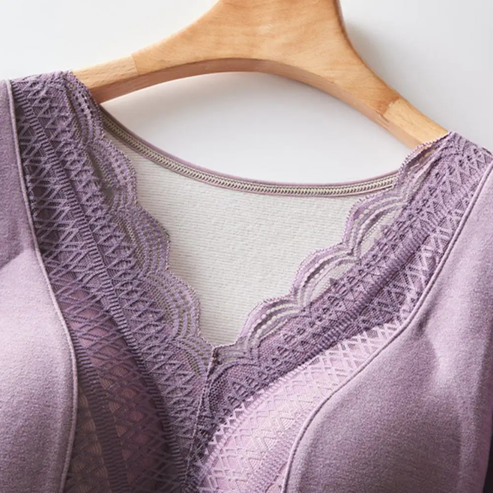 2025 Women Thermal Tops Thermal Underwear Bottoms V-Neck Long Sleeve Velvet Lining Seamless Bottom Tops Winter Thermal Blouse
2025 Women Thermal Tops Thermal Underwear Bottoms V-Neck Long Sleeve Velvet Lining Seamless Bottom Tops Winter Thermal Blouse