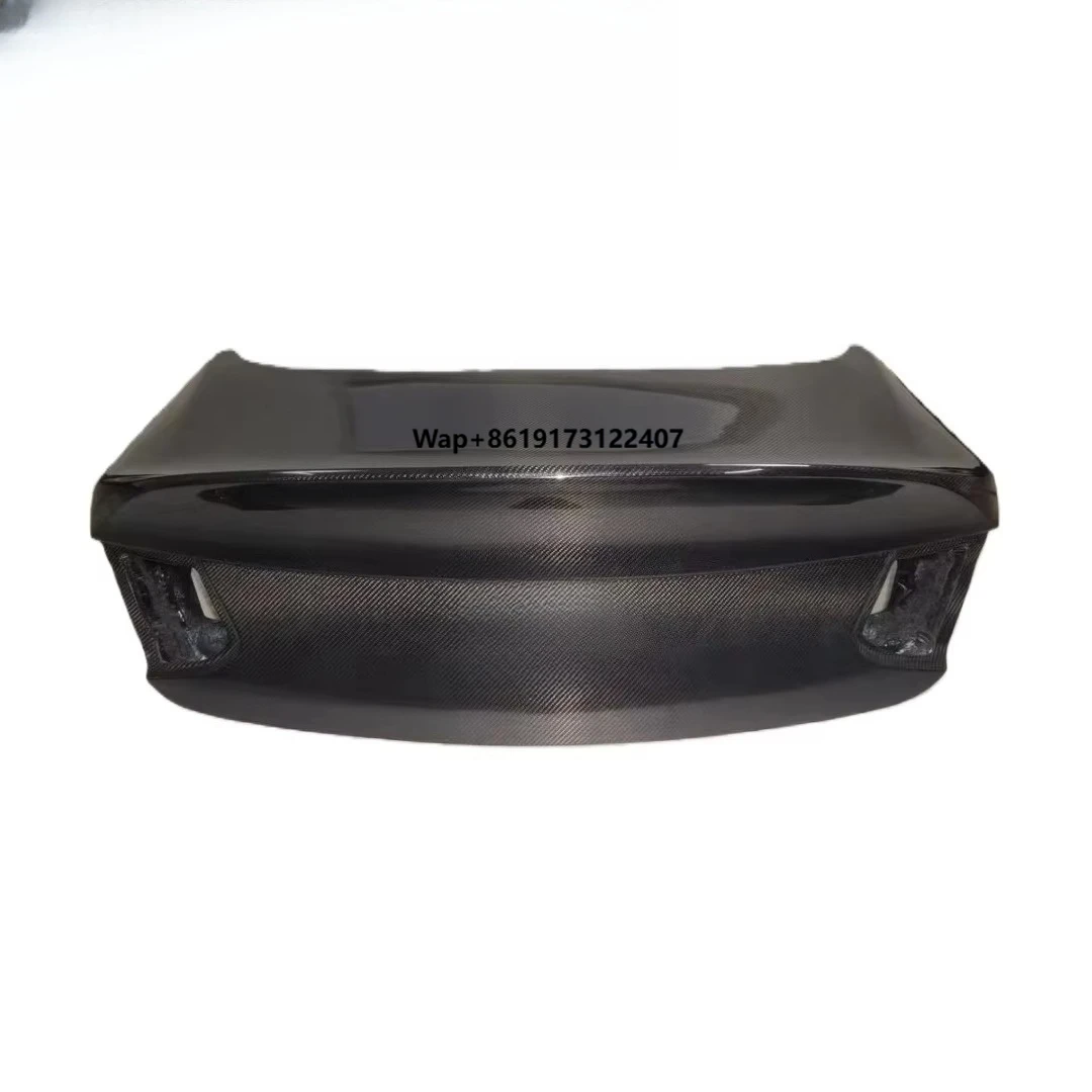 Карбоновый багажник для Mercedes-Benz C-класса W205 (крышка багажника)
Карбоновый багажник для Mercedes-Benz C-класса W205 (крышка багажника)