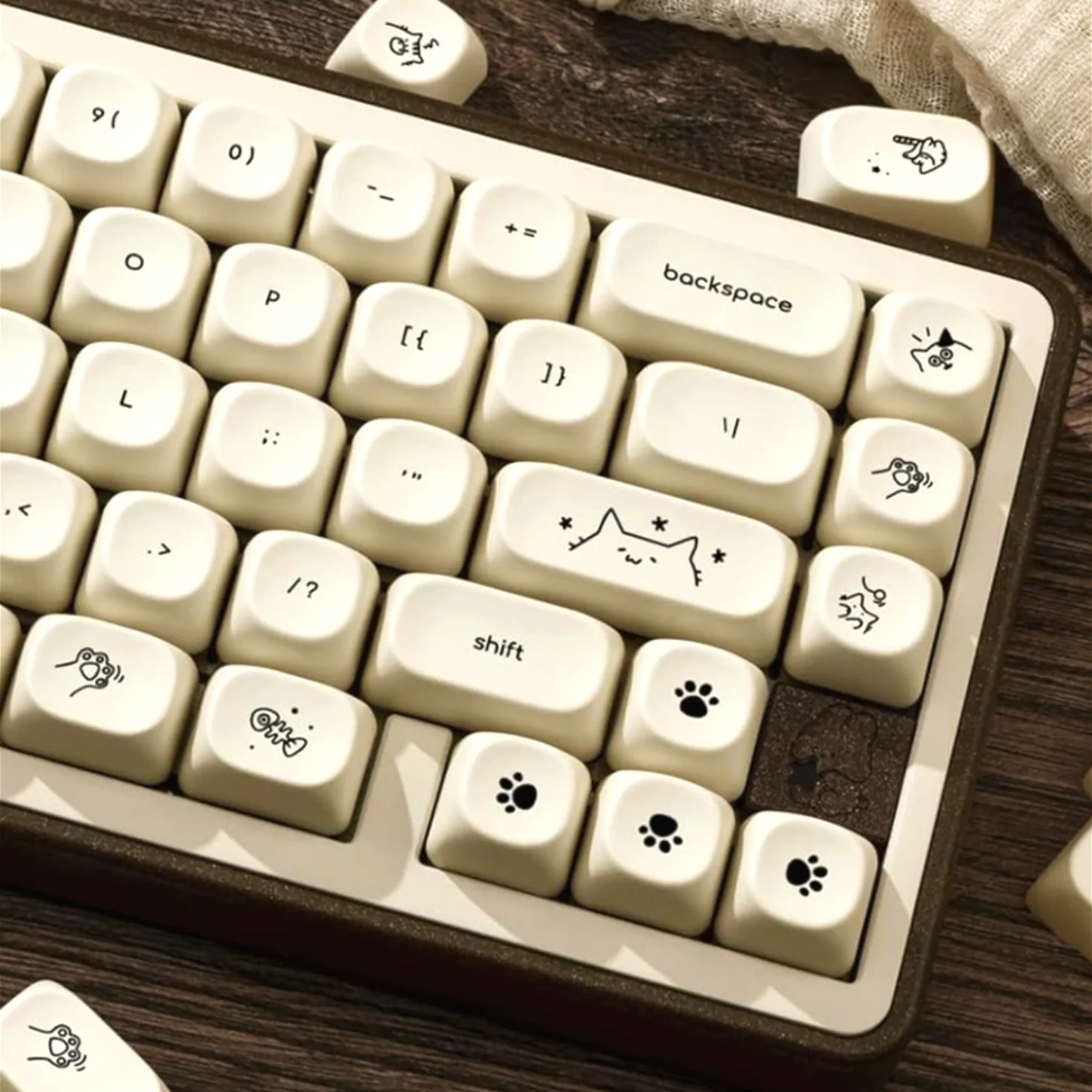 Kitten, Cute Milky White MOA Keycap PBT 124 Keys, Customized for 60/84/98/108 Mechanical Keyboard
Kitten, Cute Milky White MOA Keycap PBT 124 Keys, Customized for 60/84/98/108 Mechanical Keyboard