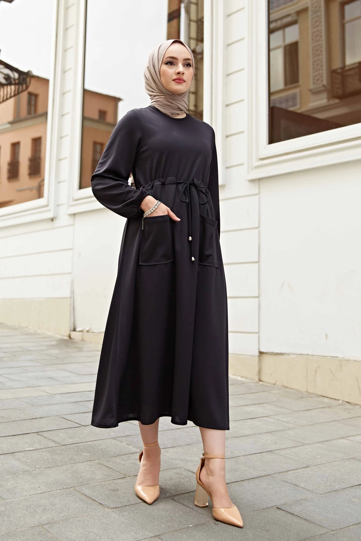 Dress women's dresses 2021 kaftan abaya long Muslim evening dresses hijab abayas Turkish Hijab Party Casual women clothes
Dress women's dresses 2021 kaftan abaya long Muslim evening dresses hijab abayas Turkish Hijab Party Casual women clothes
