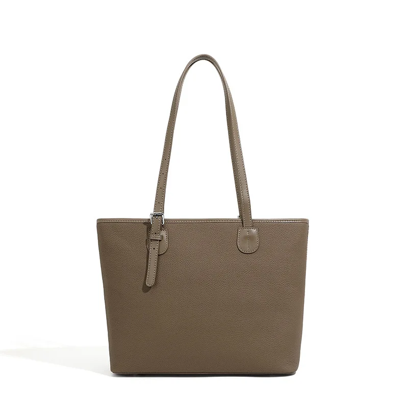 Large Capacity Genuine Leather Tote Bag Women Luxury Niche Shoulder Bag Fashion Versatile Bucket Handbag with Adjustable Strap
Large Capacity Genuine Leather Tote Bag Women Luxury Niche Shoulder Bag Fashion Versatile Bucket Handbag with Adjustable Strap