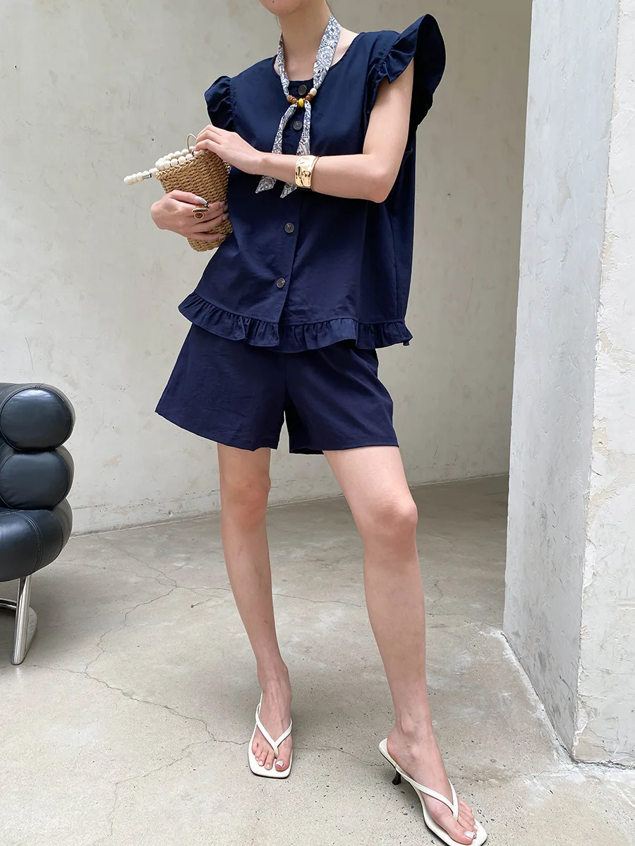 Summer women's casual solid color fungus edge small fly sleeve sleeveless shirt drawstring shorts set
Summer women's casual solid color fungus edge small fly sleeve sleeveless shirt drawstring shorts set