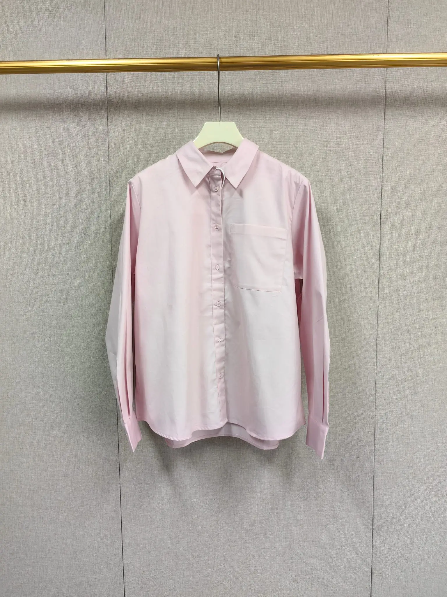 Pink Women Single Breated Loose Long Sleeve Turn-Down Collar Pocket Blouse + Elastic Waist Zipper Shorts Summer New 2026
Pink Women Single Breated Loose Long Sleeve Turn-Down Collar Pocket Blouse + Elastic Waist Zipper Shorts Summer New 2026