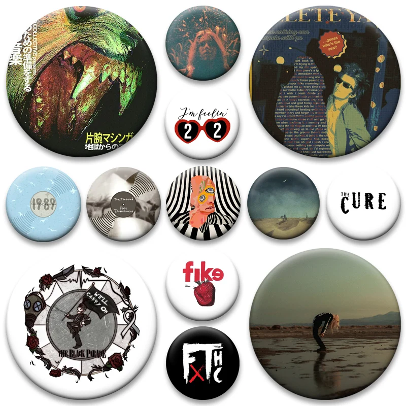 Exquisite Round Pins Music Album Brooch Fike Dominic,ok Computer Mayhem,Delete Ya Djo,well Carry,Ram,I'm Feelin' 22 Badge Decor
Exquisite Round Pins Music Album Brooch Fike Dominic,ok Computer Mayhem,Delete Ya Djo,well Carry,Ram,I'm Feelin' 22 Badge Decor