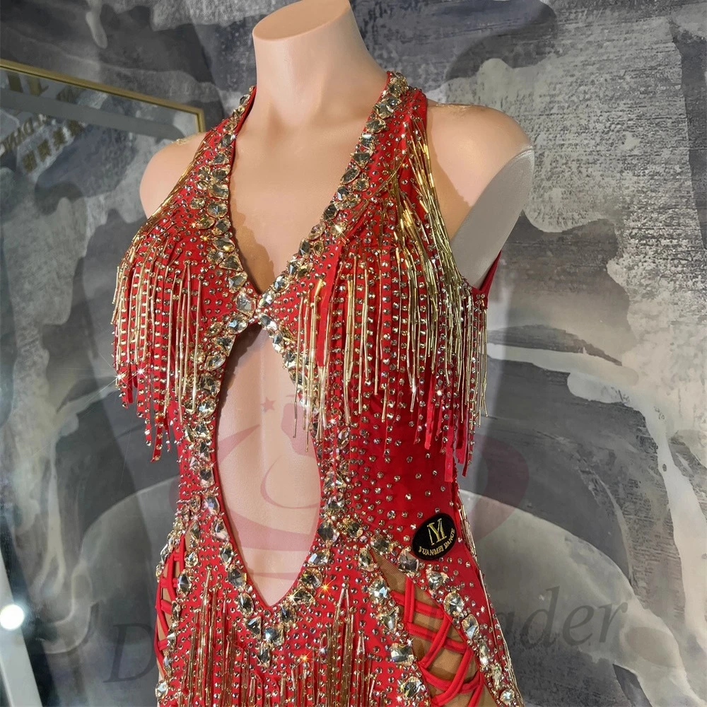 Latin Dance Adult And Children'S Dress With Rhinestones, High-End Customized Red Hollow Flower Dress, Tango Women'S Clothing
Latin Dance Adult And Children'S Dress With Rhinestones, High-End Customized Red Hollow Flower Dress, Tango Women'S Clothing