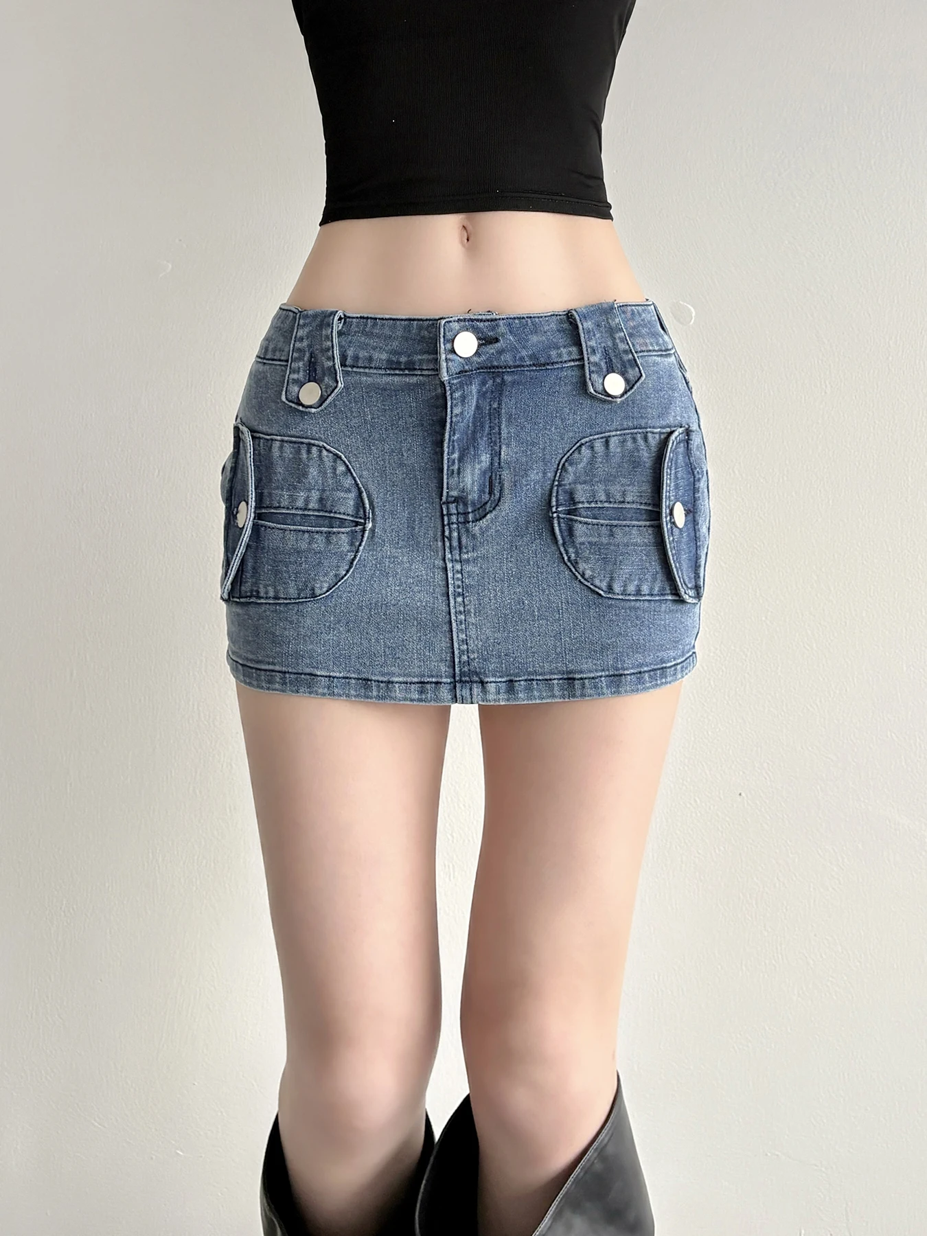 WEEKEEP Low Waist Denim Skirt Women's Casual Slim Fit Short Skirt Trendy Street Style Workwear Style All Matched Bodycon...
WEEKEEP Low Waist Denim Skirt Women's Casual Slim Fit Short Skirt Trendy Street Style Workwear Style All Matched Bodycon...
