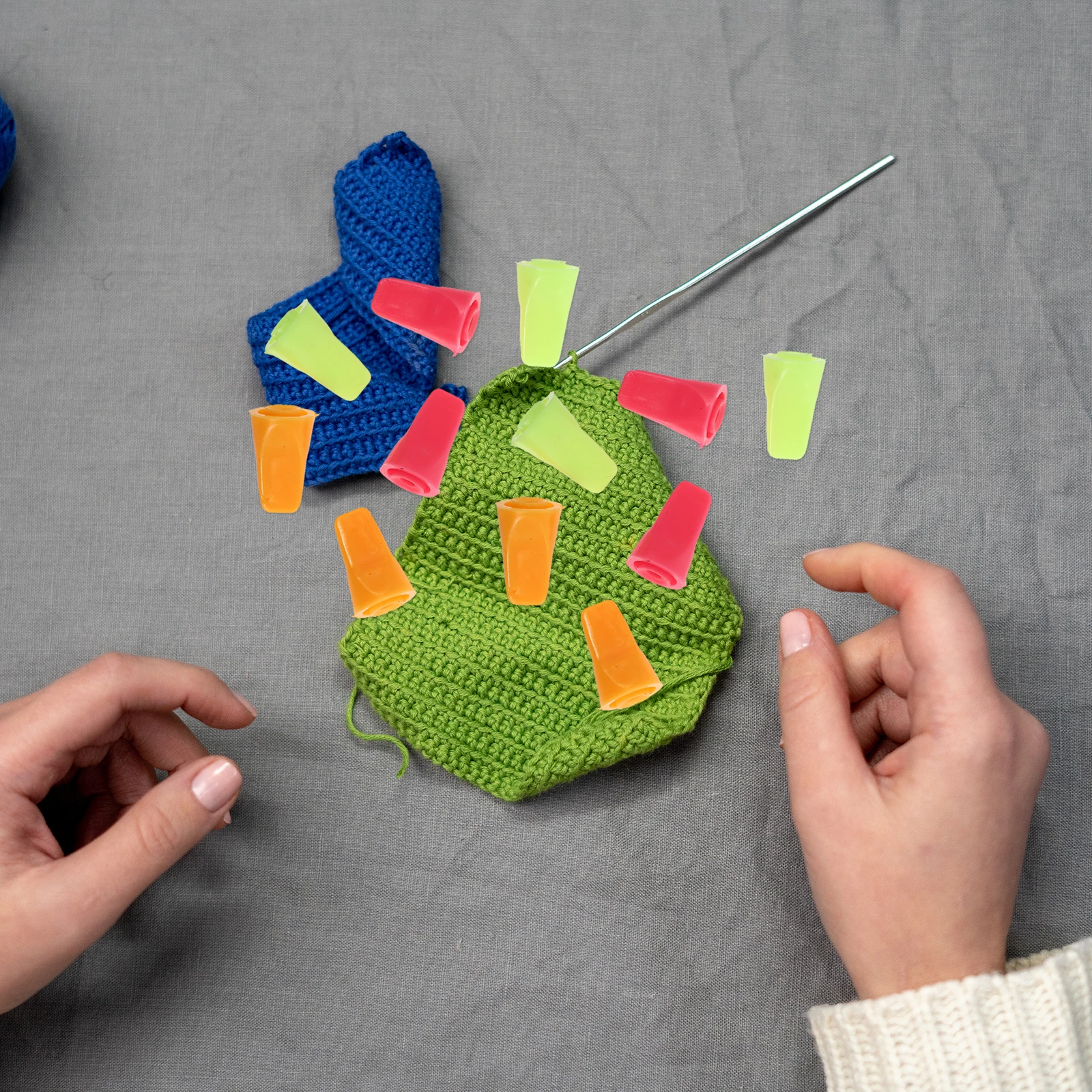 30Pcs Knitting Needle Point Protectors Rubber Non-Slip Colored Caps for Safe Needle Tip Protection Crochet Sewing Craft DIY 
30Pcs Knitting Needle Point Protectors Rubber Non-Slip Colored Caps for Safe Needle Tip Protection Crochet Sewing Craft DIY