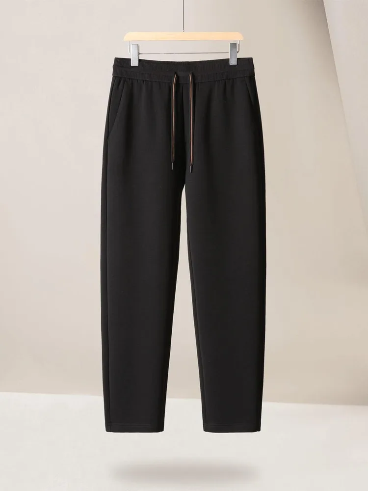 Новые мужские спортивные повседневные брюки 2026 года: свободный крой, эластичный пояс, прямые штанины, однотонные, универсальные, для осени и зимы
Новые мужские спортивные повседневные брюки 2026 года: свободный крой, эластичный пояс, прямые штанины, однотонные, универсальные, для осени и зимы