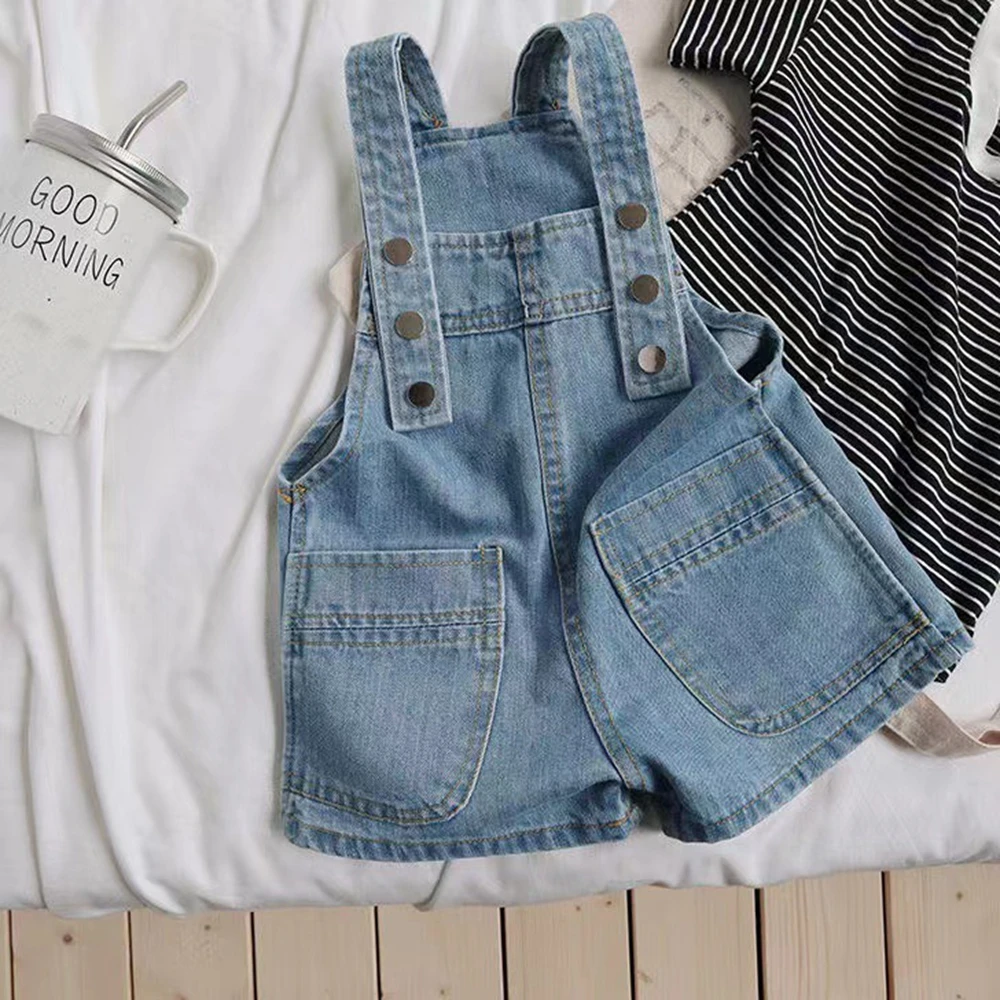 2025 Summer Autumn Hot Sale Boy's Jeans Suspenders Shorts Casual Girl's Strap Pants Children Overalls Pants
2025 Summer Autumn Hot Sale Boy's Jeans Suspenders Shorts Casual Girl's Strap Pants Children Overalls Pants