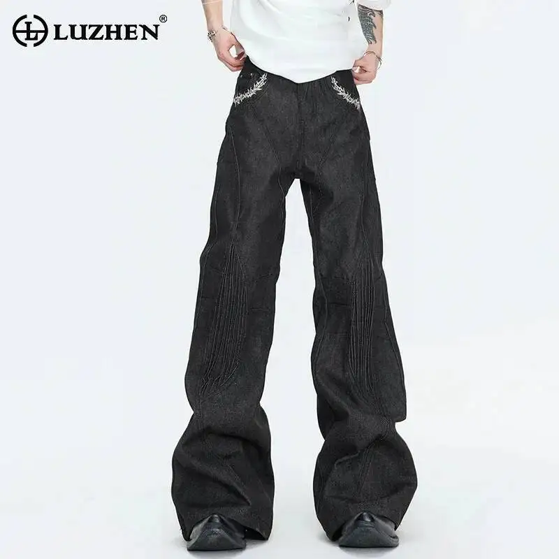 LUZHEN 2026 New Pockets Embroidery Pattern Pleated Design Wide Leg Casual Jeans Men's Fashion High Quality Denim Pants JY6879
LUZHEN 2026 New Pockets Embroidery Pattern Pleated Design Wide Leg Casual Jeans Men's Fashion High Quality Denim Pants JY6879