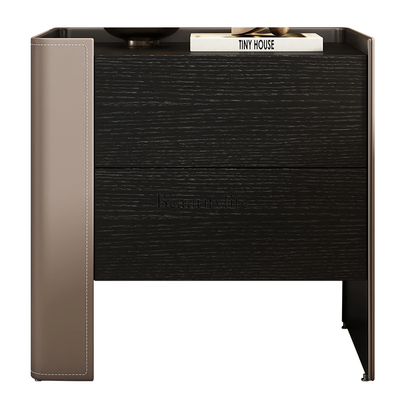 Italian minimalist saddle leather bedside table solid wood light luxury bedroom
Italian minimalist saddle leather bedside table solid wood light luxury bedroom