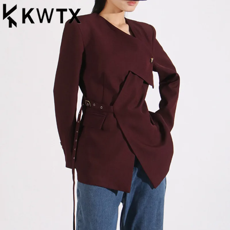 KWTX Irregular Design Belt Gathered Waist Blazers Women's V Neck Long Sleeve Spliced Jackets Tide 2025 Spring New Fashion Coats
KWTX Irregular Design Belt Gathered Waist Blazers Women's V Neck Long Sleeve Spliced Jackets Tide 2025 Spring New Fashion Coats