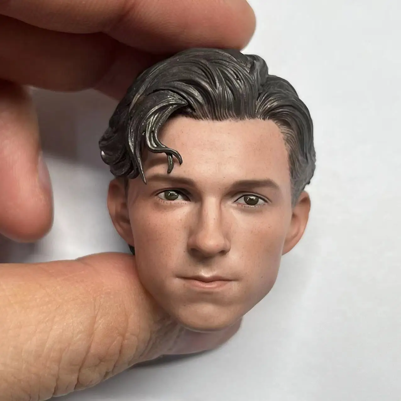 in Stock 1/6 Scale Tom Holland PVC Head Sculpt Male Head Carving Model Fit 12'' Soldier Action Figure Body Dolls
in Stock 1/6 Scale Tom Holland PVC Head Sculpt Male Head Carving Model Fit 12'' Soldier Action Figure Body Dolls