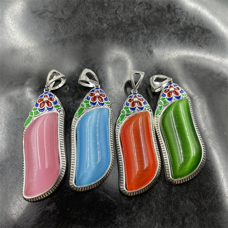 Affordable Jade Products Inlaid pink cat's eye stone willow leaf pendant Green freeform cat's eye stone pendant Red jade pendant
Affordable Jade Products Inlaid pink cat's eye stone willow leaf pendant Green freeform cat's eye stone pendant Red jade pendant