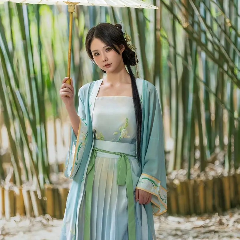 Women’s Song Dynasty Hanfu Set, Changgan Temple Blouse with High Waist Pleated Skirt, Light Fresh Style for Spring & Summer
Women’s Song Dynasty Hanfu Set, Changgan Temple Blouse with High Waist Pleated Skirt, Light Fresh Style for Spring & Summer