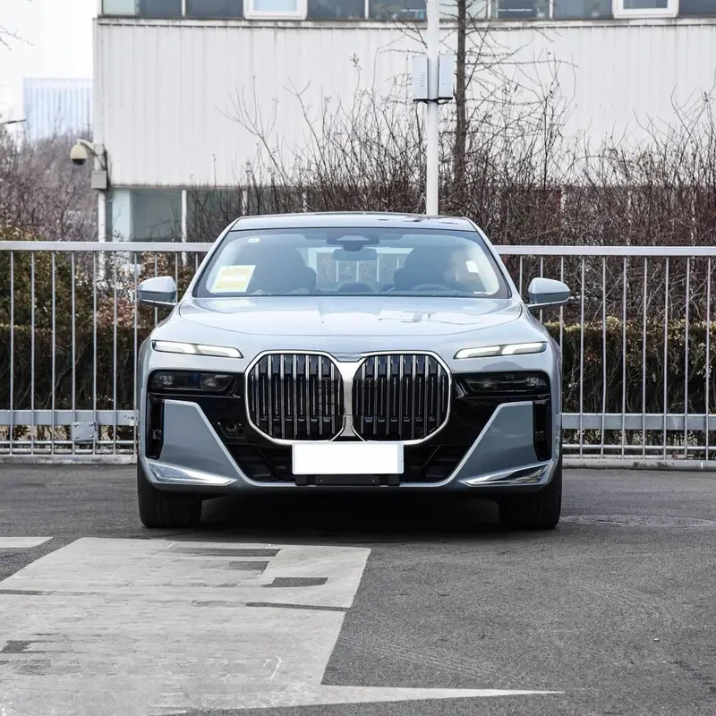 Modification 2025 Luxury Bodykit for 7 Series F01/F02 08-15 Upgrade with Facelift Bumper Newest G70 M760i
Modification 2025 Luxury Bodykit for 7 Series F01/F02 08-15 Upgrade with Facelift Bumper Newest G70 M760i