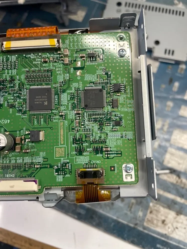 Стекло для сенсорного экрана Toyota 120 Prado 
Стекло для сенсорного экрана Toyota 120 Prado