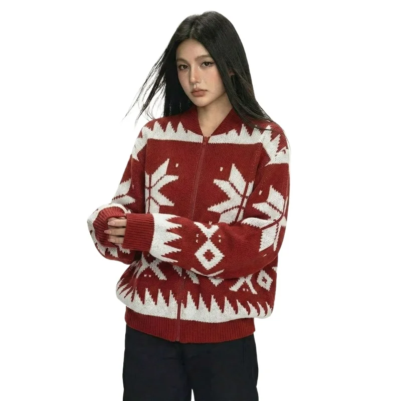 New Fashionable Printed Snowflake Knitted Sweaters for Men Women 2026 Winter Woolen Sweaters Thickened Warm Coat Couple Outfits
New Fashionable Printed Snowflake Knitted Sweaters for Men Women 2026 Winter Woolen Sweaters Thickened Warm Coat Couple Outfits