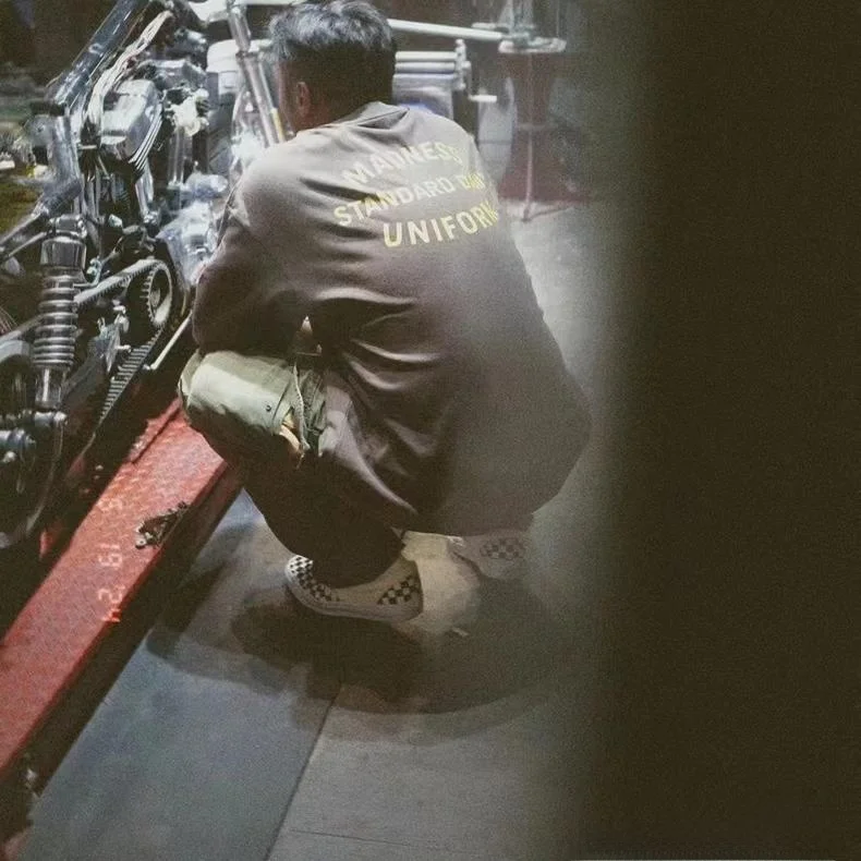 Мужская футболка свободного кроя с коротким рукавом, круглым вырезом, надписью и слоганом, в японском стиле, из хлопка, молодежная, модная, летняя одежда
Мужская футболка свободного кроя с коротким рукавом, круглым вырезом, надписью и слоганом, в японском стиле, из хлопка, молодежная, модная, летняя одежда