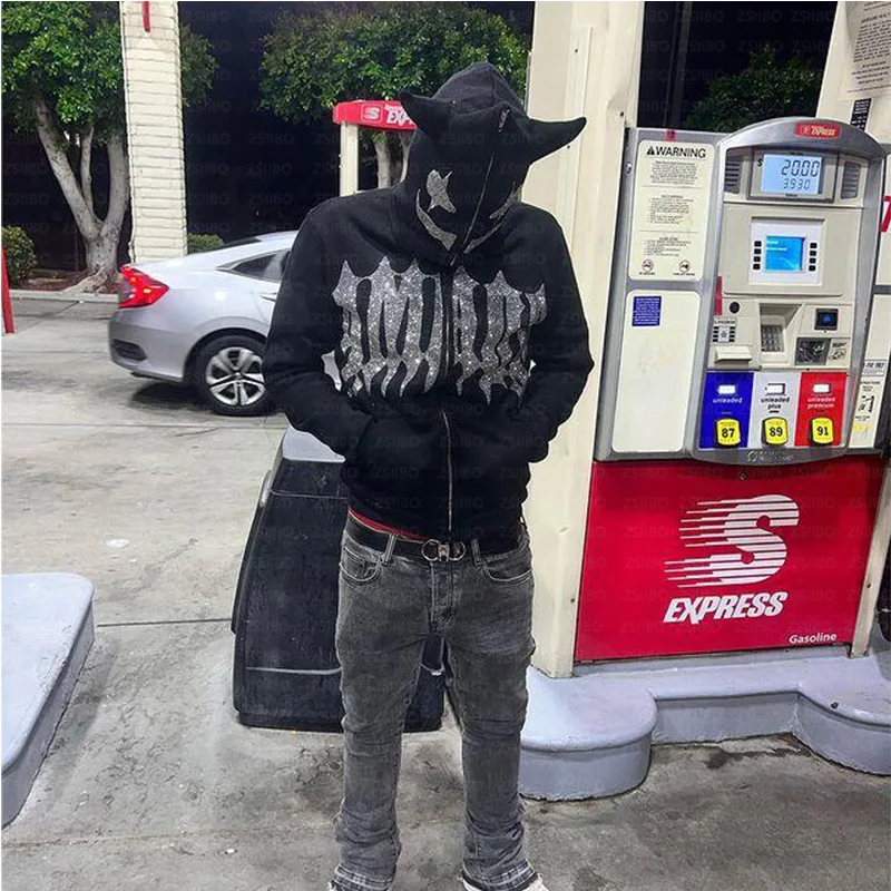 New 2024 autumn and winter devil letters hot diamond hoodie zipper loose funny punk personality trend men and women sweatshirts
New 2024 autumn and winter devil letters hot diamond hoodie zipper loose funny punk personality trend men and women sweatshirts