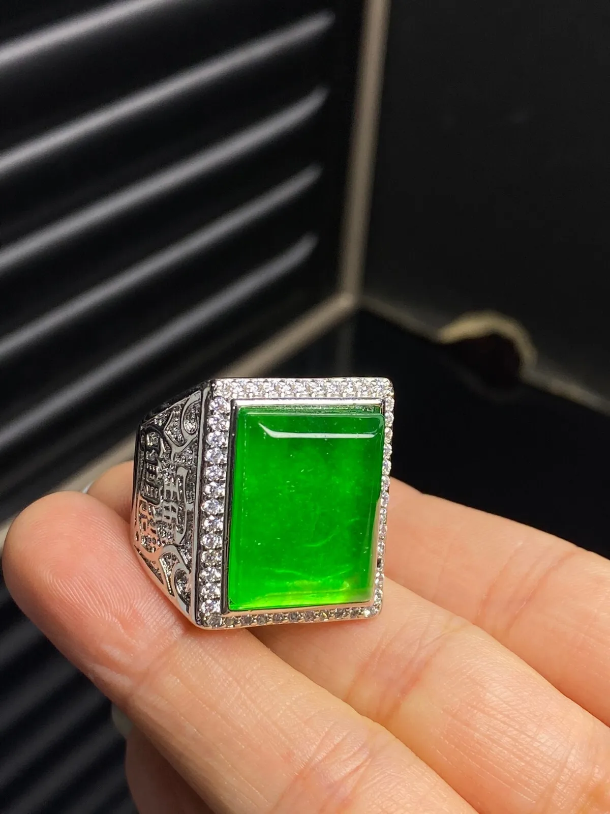 Certified Rare Natural Perfect High Ice Green Emerald Jade Jadeite Men's Rings
Certified Rare Natural Perfect High Ice Green Emerald Jade Jadeite Men's Rings