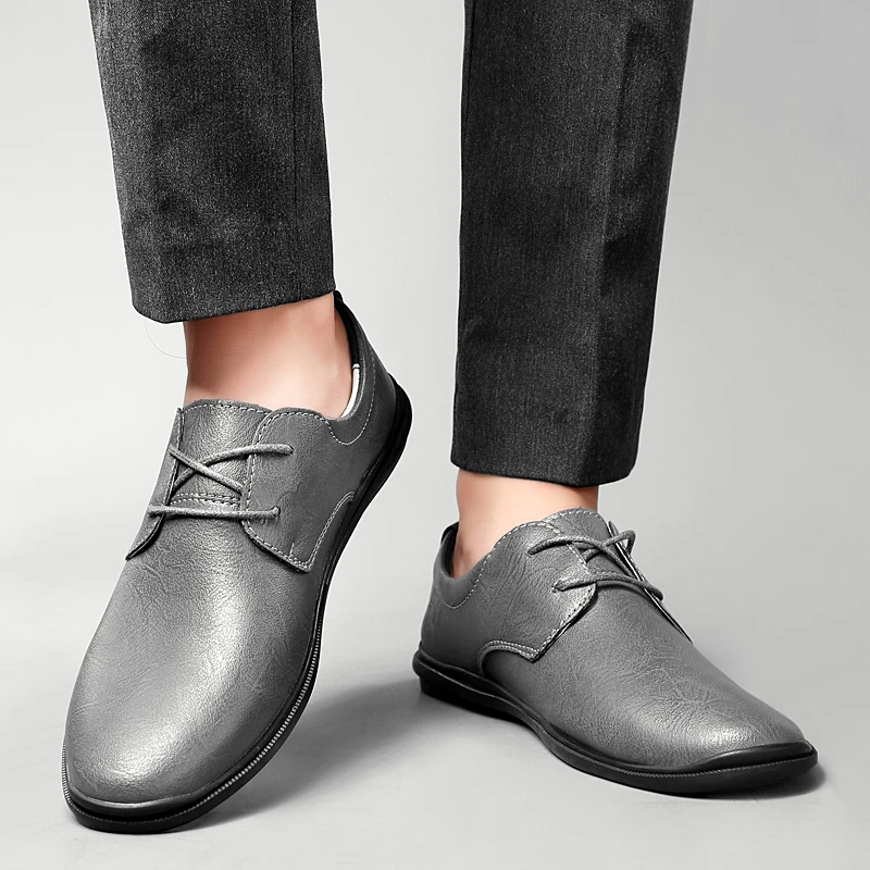 Flat bottomed lightweight men's leather shoes Retro design style Leisure Business Office Gentlemen's Black shoes Brown gray
Flat bottomed lightweight men's leather shoes Retro design style Leisure Business Office Gentlemen's Black shoes Brown gray
