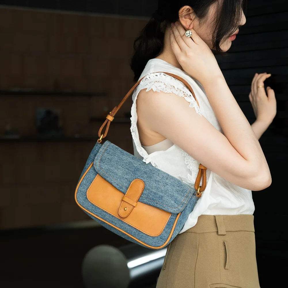 New Fashionable Women's Messenger Bag Denim Splicing Vegetable Tanned Leather Underarm Bag Women's Bag Retro Simple Casual Bag
New Fashionable Women's Messenger Bag Denim Splicing Vegetable Tanned Leather Underarm Bag Women's Bag Retro Simple Casual Bag
