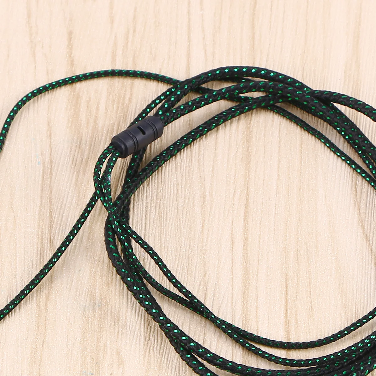 in-Ear Earphone Green Heavy Bass Earbuds 3.5mm Plug Noise Cancelling Headset Stereo Sound Comfortable Ergonomic Design
in-Ear Earphone Green Heavy Bass Earbuds 3.5mm Plug Noise Cancelling Headset Stereo Sound Comfortable Ergonomic Design