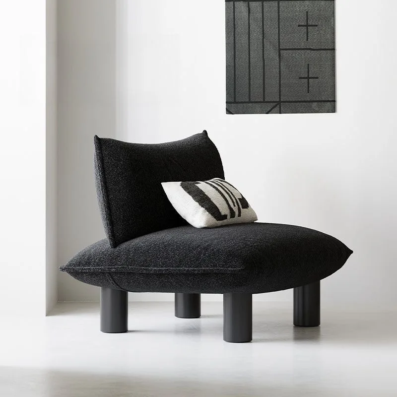 Light luxury minimalist sofa chair Modern simple solid color fabric leisure chair
Light luxury minimalist sofa chair Modern simple solid color fabric leisure chair