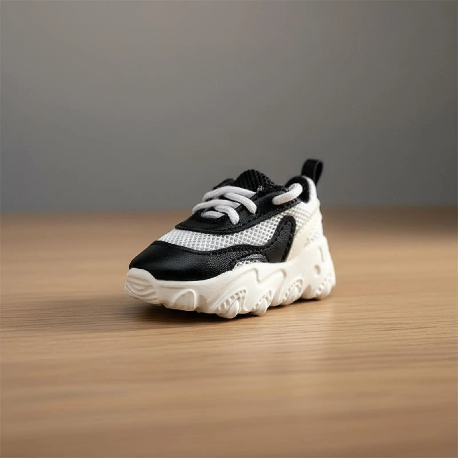 BJD Doll Shoes Realistic Realism Doll Sneakers Mini Canvas Sneakers Fine Finishing Toy Accessory Easy to Wear
BJD Doll Shoes Realistic Realism Doll Sneakers Mini Canvas Sneakers Fine Finishing Toy Accessory Easy to Wear