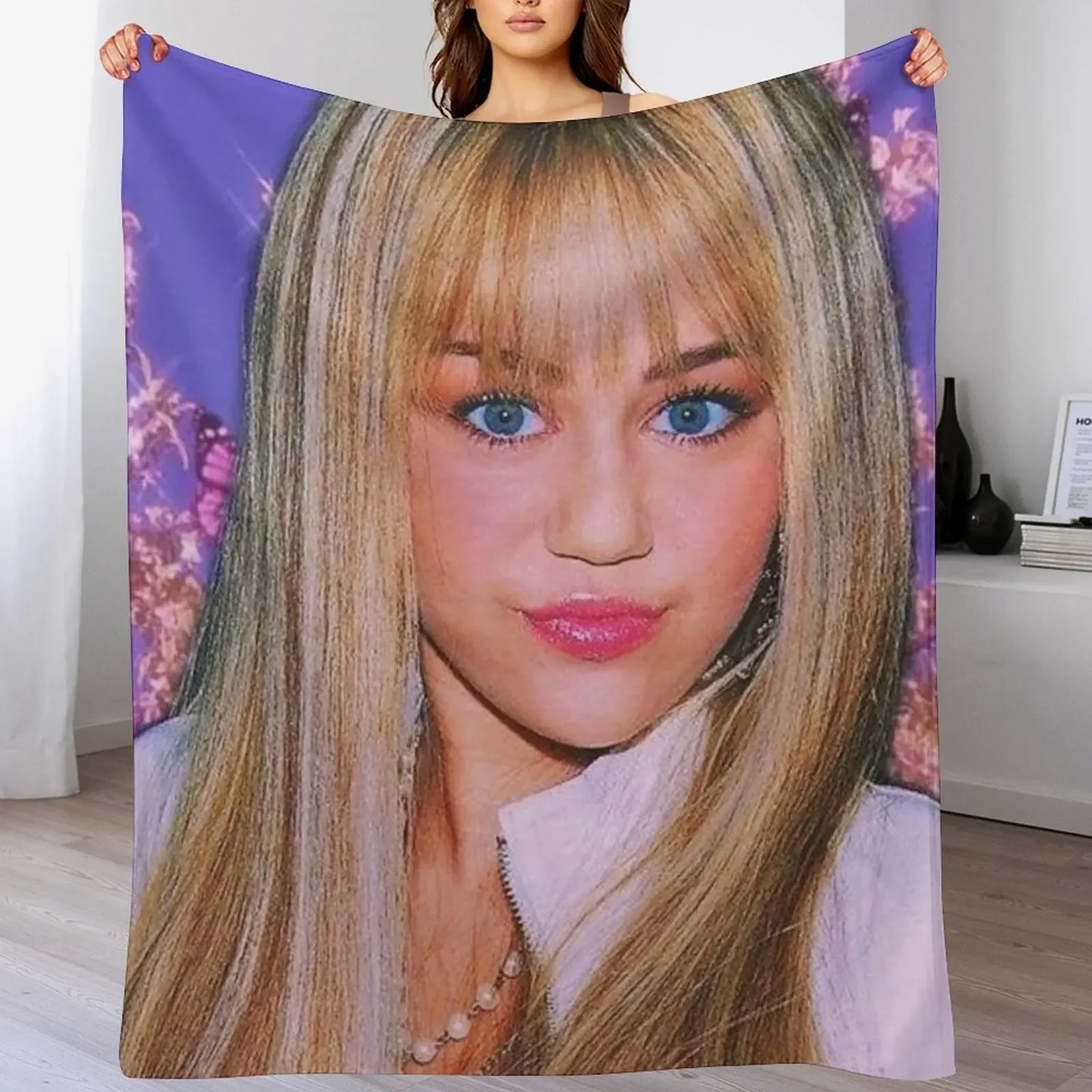 Hannah Throw Blanket christmas decoration Bed Fashionable Decorative Sofa Blankets
Hannah Throw Blanket christmas decoration Bed Fashionable Decorative Sofa Blankets