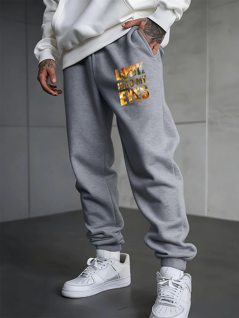 Look Into My Eyes Printing Sweatpants Men Pocket Sporty Pants All-Match Comfortable Elastic Waist Trousers Fashion Male Clothes
Look Into My Eyes Printing Sweatpants Men Pocket Sporty Pants All-Match Comfortable Elastic Waist Trousers Fashion Male Clothes