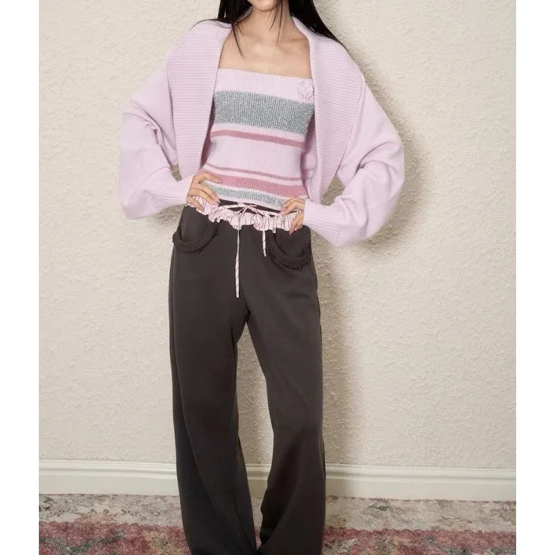 Purple Lazy Wind Knitted Blouse Women's Autumn New Xiaoxiangfeng Suspender Vest Two-piece Set Spice Girl Pure Desire Top
Purple Lazy Wind Knitted Blouse Women's Autumn New Xiaoxiangfeng Suspender Vest Two-piece Set Spice Girl Pure Desire Top