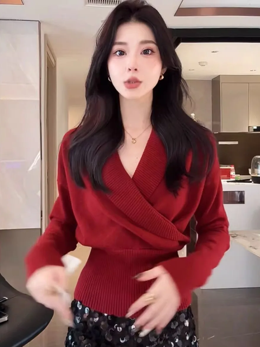 Red Slimming High-End Knitted Sweater Women's Fashionable Base Layer Top for Autumn Winter Inner Wear Elegant City Walk
Red Slimming High-End Knitted Sweater Women's Fashionable Base Layer Top for Autumn Winter Inner Wear Elegant City Walk