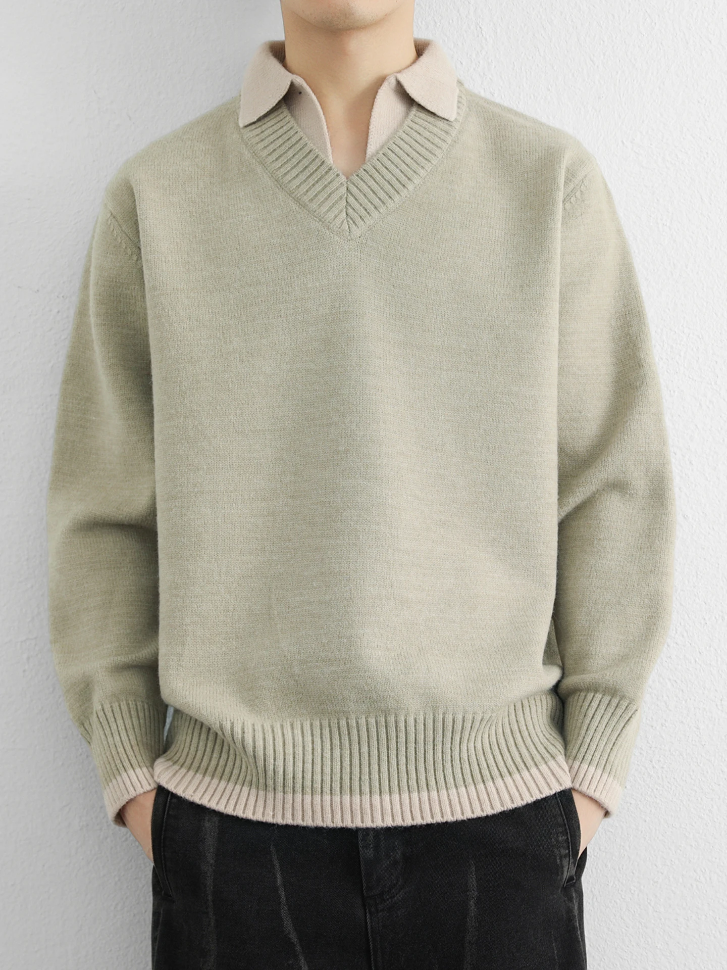 Men's Knitted Sweater Fake Two-Piece V-Ne Long Sve Casual Wear Pure Color Heavyweight Bot irt with Fringe Autumn Wi...
Men's Knitted Sweater Fake Two-Piece V-Ne Long Sve Casual Wear Pure Color Heavyweight Bot irt with Fringe Autumn Wi...