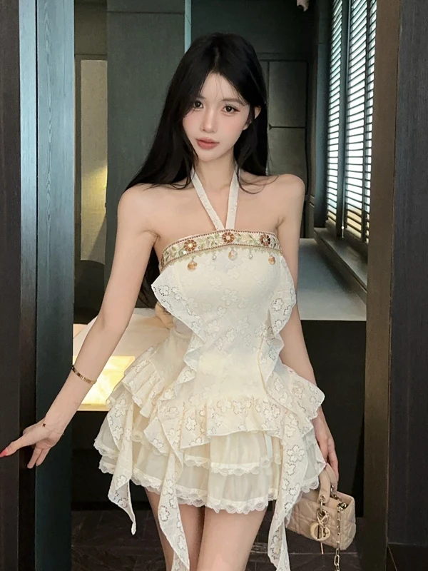 Summer Sexy Girl Style Sleeveless Lace Hem Shoulder Bared Sweet Cake Skirt Set Beautiful Back Strap Tube Top Casual Fashion
Summer Sexy Girl Style Sleeveless Lace Hem Shoulder Bared Sweet Cake Skirt Set Beautiful Back Strap Tube Top Casual Fashion