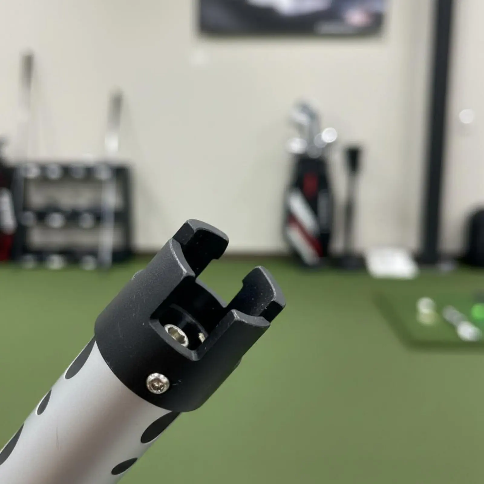 Golf Ball Grabber Portable Golf Ball Picker Upper Tube Sports Equipment Quick Pickup Clip on Design for Driving Range
Golf Ball Grabber Portable Golf Ball Picker Upper Tube Sports Equipment Quick Pickup Clip on Design for Driving Range