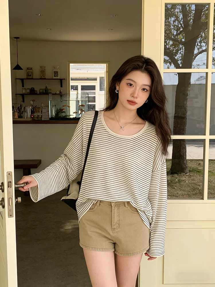 Beautiful Loose Striped Long Sleeve Knitted Cover up Women's Spring New Style Casual Loose Fit Slimming Top Fashionable
Beautiful Loose Striped Long Sleeve Knitted Cover up Women's Spring New Style Casual Loose Fit Slimming Top Fashionable