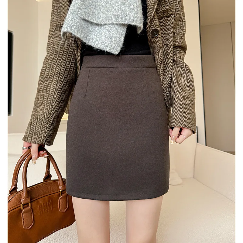 Caramel Woolen Skirt High Waist Slimming Short A-Line Skirt for Small Stature Women Spring Autumn New Arrival
Caramel Woolen Skirt High Waist Slimming Short A-Line Skirt for Small Stature Women Spring Autumn New Arrival