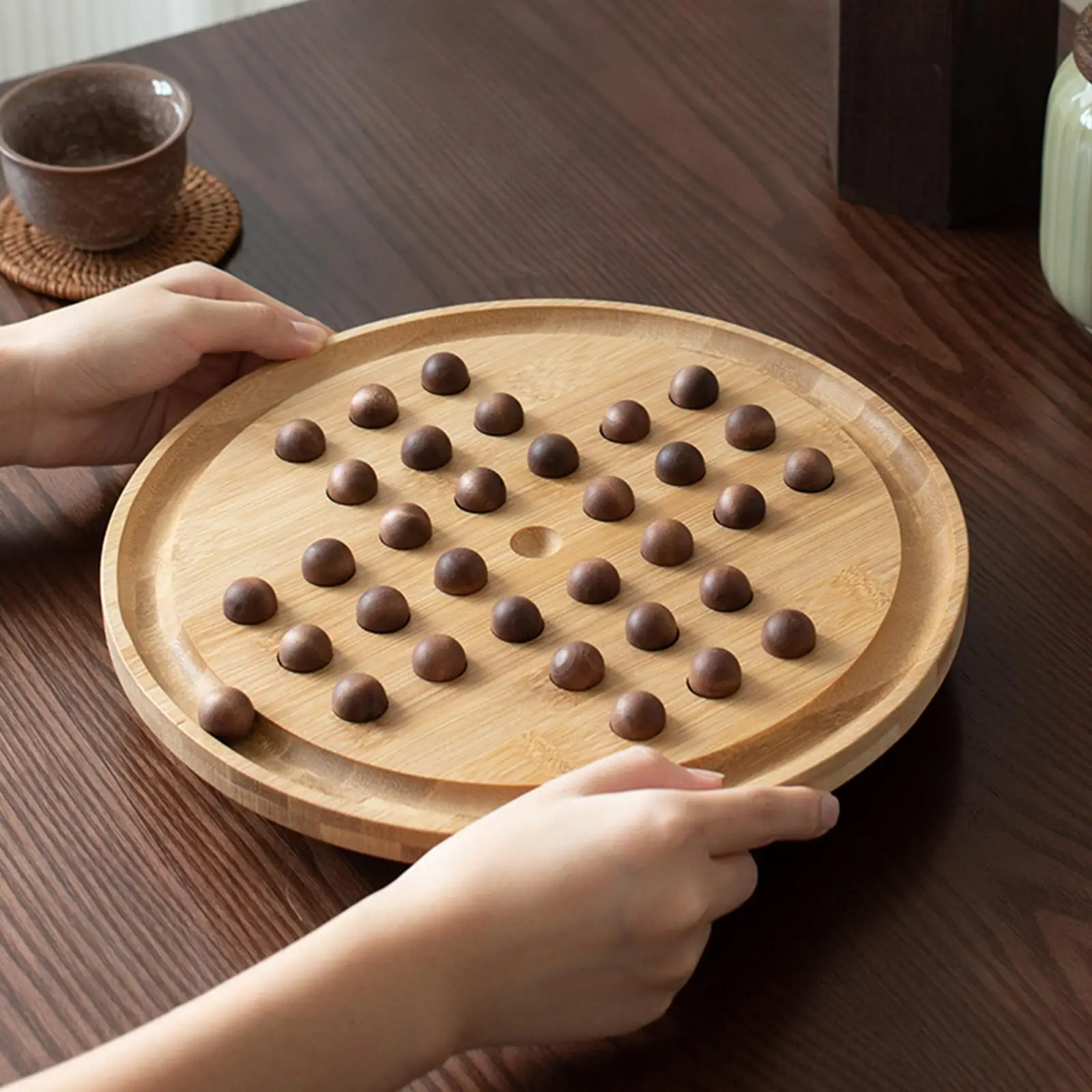 Деревянный набор настольных игр-пасьянс для тренировки мышления с 33-х деревянными бусинами
Деревянный набор настольных игр-пасьянс для тренировки мышления с 33-х деревянными бусинами