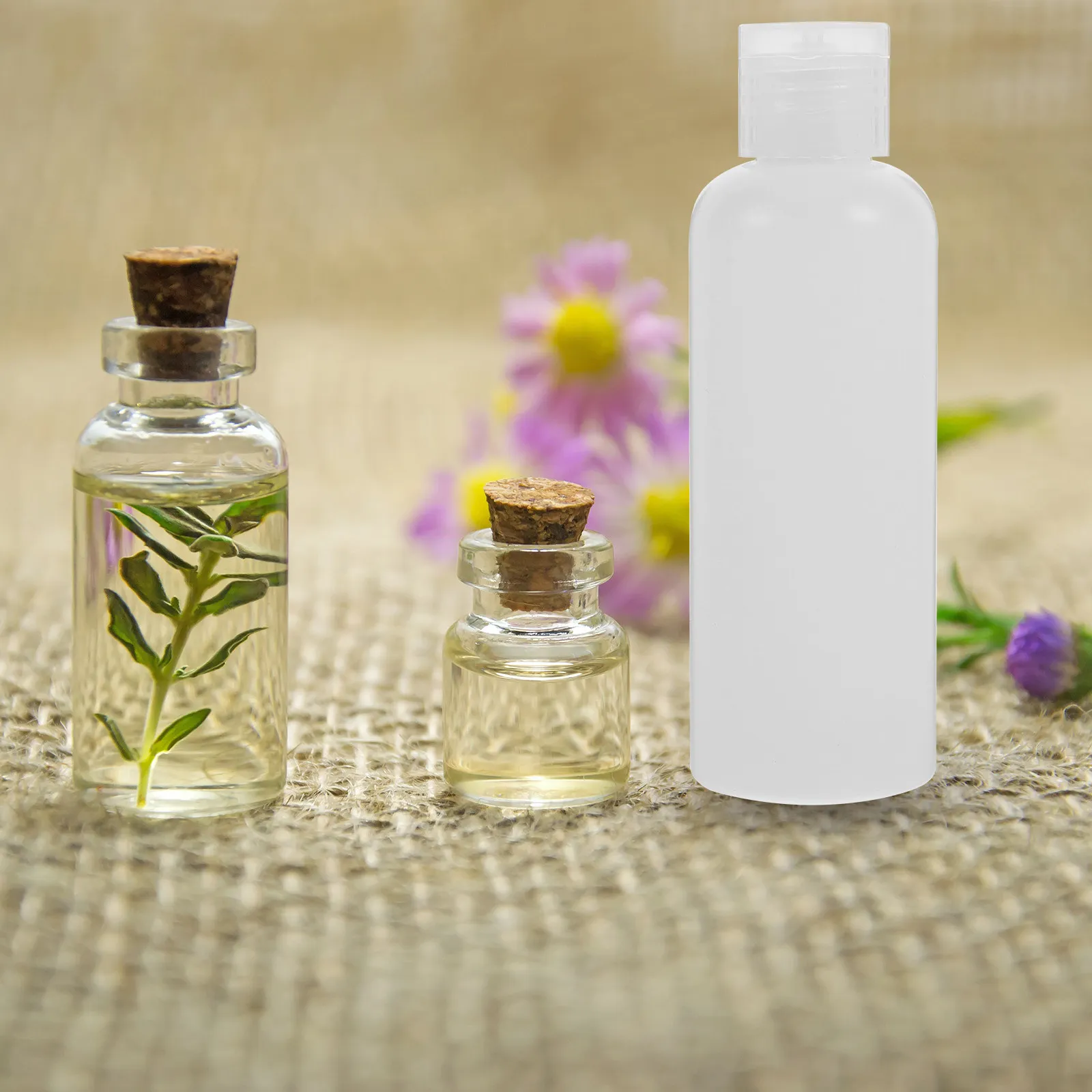50Pcs Portable Sub Bottles Plastic Empty Bottles Refillable Travel Lotion Shampoo Dispensed Flip-Top Containers Leakproof
50Pcs Portable Sub Bottles Plastic Empty Bottles Refillable Travel Lotion Shampoo Dispensed Flip-Top Containers Leakproof