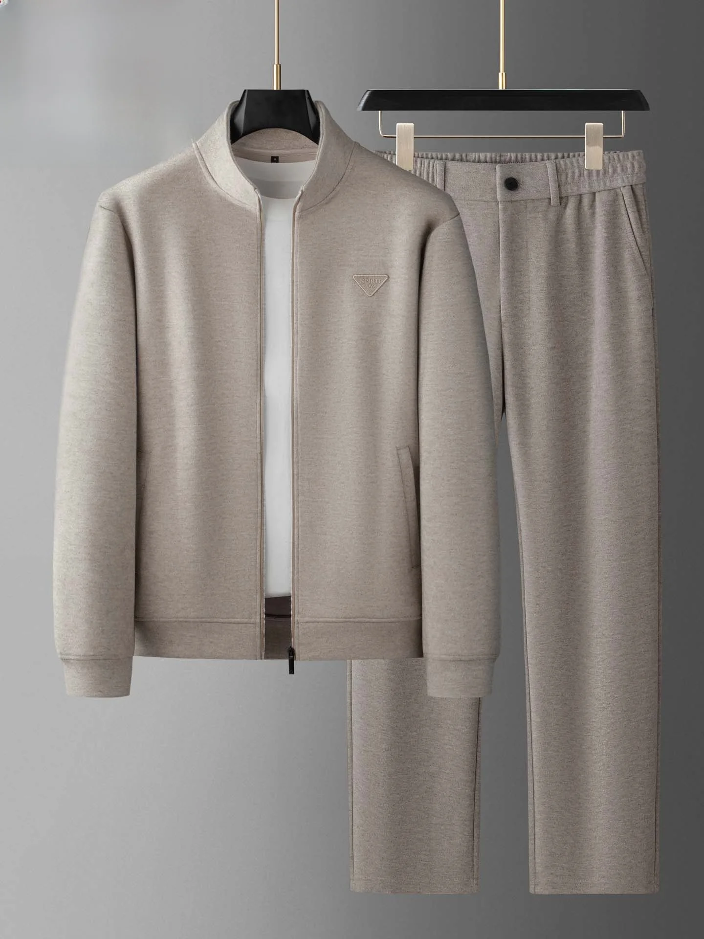 Мужской шерстяной кардиган Pierre Cardin для осени и зимы, повседневный спортивный комплект из двух предметов, удобный, с длинными рукавами
Мужской шерстяной кардиган Pierre Cardin для осени и зимы, повседневный спортивный комплект из двух предметов, удобный, с длинными рукавами