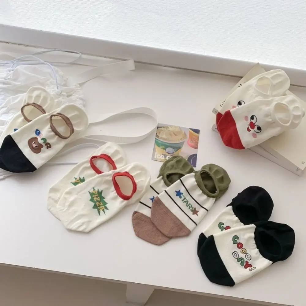 3Pairs Cute Cotton Boat Socks Sweat Absorption Patchwork Ankle Thin Socks Cartoon Graffiti Anti Slip Invisible Socks Women
3Pairs Cute Cotton Boat Socks Sweat Absorption Patchwork Ankle Thin Socks Cartoon Graffiti Anti Slip Invisible Socks Women