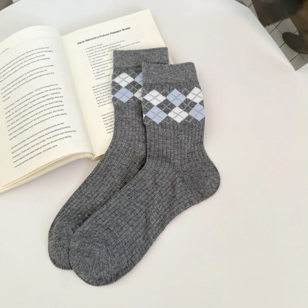 New Korean Style Cotton Socks Small Flower Grey Checkered Mid-calf Socks Light Breathable Boneless Pile Socks Spring Summer
New Korean Style Cotton Socks Small Flower Grey Checkered Mid-calf Socks Light Breathable Boneless Pile Socks Spring Summer