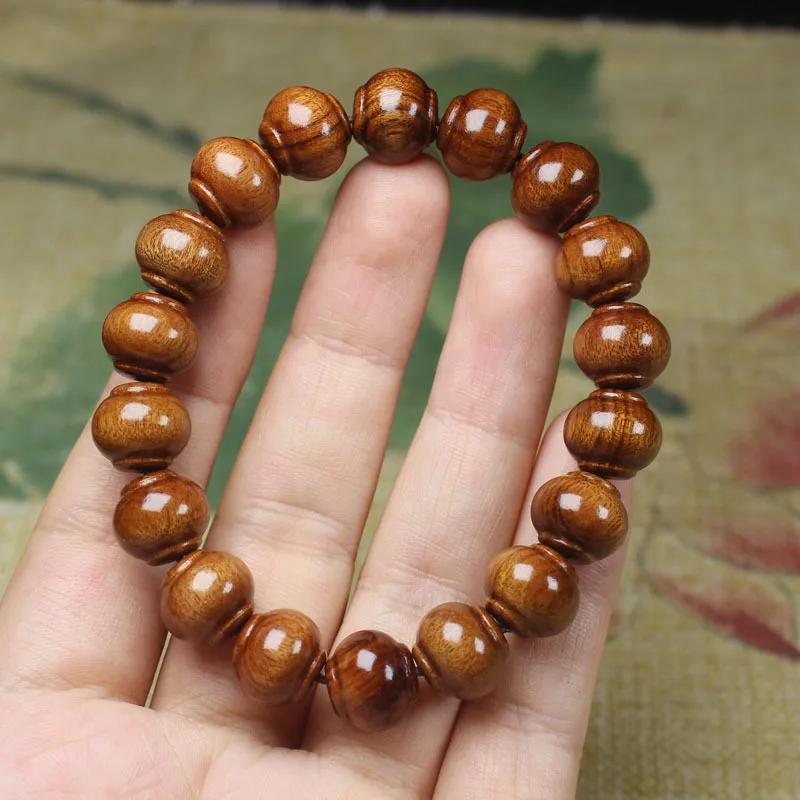 Factory Wholesale Indonesian Large Leaf Huanghuali Lantern Beads Buddha Beads Bracelet Men's and Women's Bracelets Trendy Cultur
Factory Wholesale Indonesian Large Leaf Huanghuali Lantern Beads Buddha Beads Bracelet Men's and Women's Bracelets Trendy Cultur