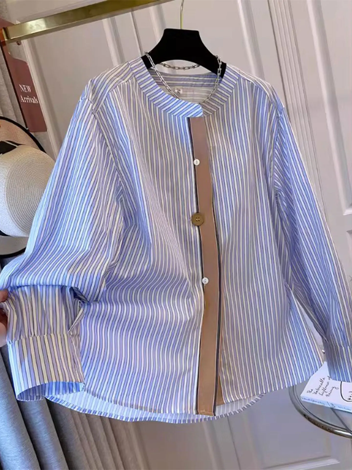 Blue Striped Loose Long Sve irt Women's Faionable Spring New Sle plus Size Casual Wind for Younger Looking Top
Blue Striped Loose Long Sve irt Women's Faionable Spring New Sle plus Size Casual Wind for Younger Looking Top