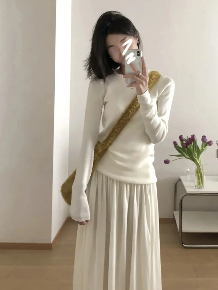 Korean Sle Women's Slim Fit Knitted Sweater White Overhead Top Autumn New Arrival Small Size Inner Wear Faionable
Korean Sle Women's Slim Fit Knitted Sweater White Overhead Top Autumn New Arrival Small Size Inner Wear Faionable
